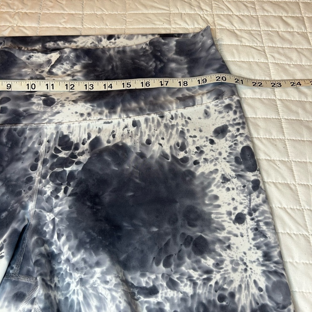 Lululemon Wunder Under High-Rise Crop 21” – Lux Marble Dye – Size 20 Like New - Picture 6 of 8